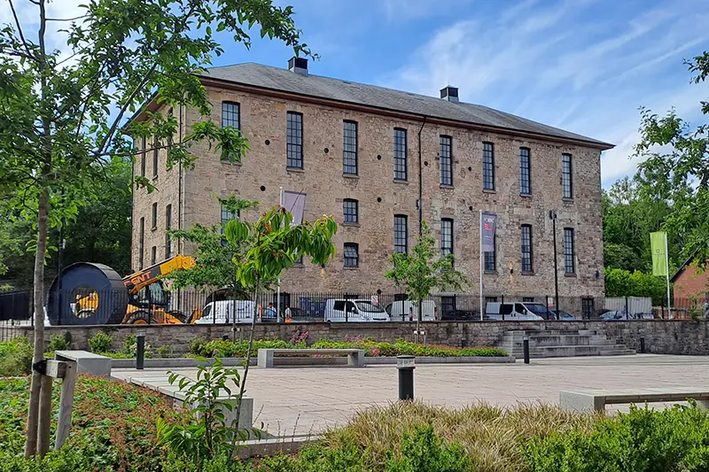Brunel House'i segakasutusega arendus